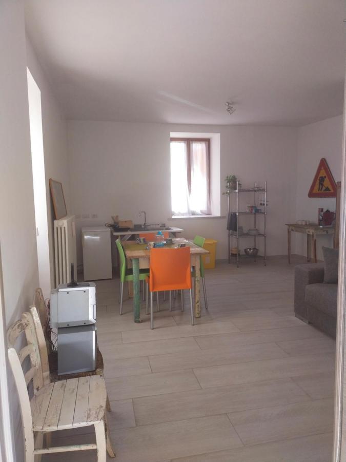 Hotel La Tana Dell'Artista à Arco Extérieur photo